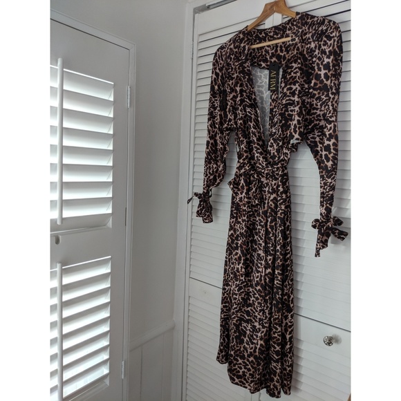 AFRM (Arrive) Leopard Print Satin Duster Jacket - Picture 3 of 6
